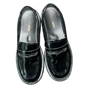 Fashion Nova Glossy Black Loafers